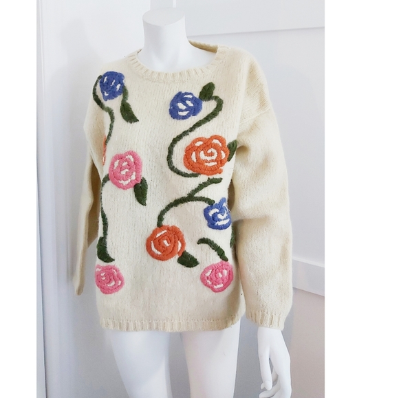 Vintage Sweaters - Vintage ESPRIT | UNIQUE EMBROIDERED FLORAL KNIT SWEATER 100% WOOL